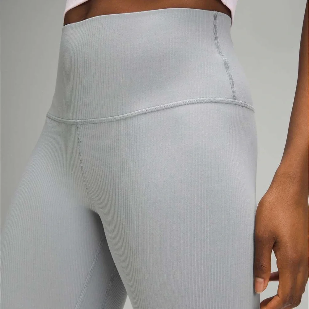 Lululemon Ribbed Align Leggings - Picture 4 of 16